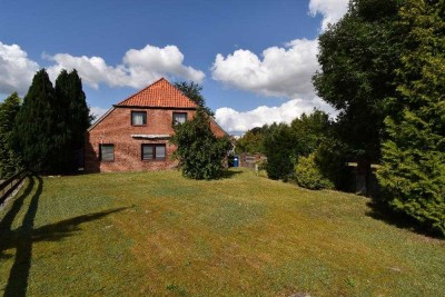 Zweifamilienhaus im Ortskern von Oetzen!