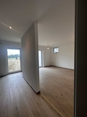 Moderne 2-Zimmer-Souterrainwohnung – Erstbezug, 56 m², Terrasse