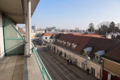 Wohnen auf zwei Ebenen – stilvolle Maisonette nahe Schloss Hetzendorf
