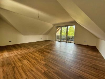 Charmante, großzügige Wohnung mit Balkon in beliebter Lage...