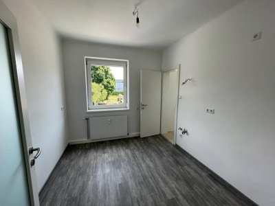Ab 01.05. - Erstbezug nach Sanierung - 2 Zimmer