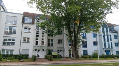 Wohnen mit Komfort: Balkon, Wannenbad und funktionale Aufteilung