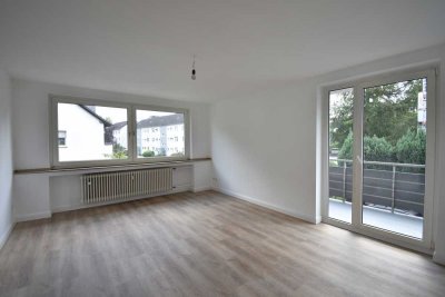 Frisch renoviert! Bezugsfreie 2-Zi-Whg in D-Vennhausen