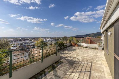 Exklusive Penthouse-Wohnung mit atemberaubendem Blick in die Rheinebene