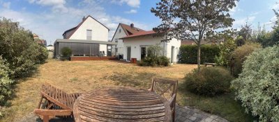 Exklusiv saniertes Traum-Anwesen in absoluter top-Wohnlage von Pfungstadt – ein echtes Juwel !