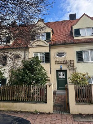 Bestl.Laim/Rarität-Liebhaberobjekt/Jugendstilreihenmittelhaus  in ruhiger Bestlage
