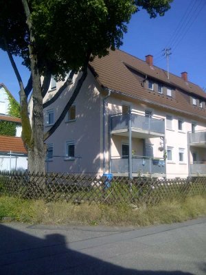 Schöne 2 Zi. Wohnung in Neckarrems