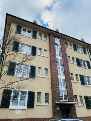 Helle 2-Zimmer-Wohnung ab sofort frei!