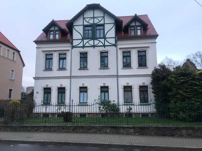 Schöne, renovierte und geräumige 2-Zimmer-Wohnung mit Balkon in Döbeln