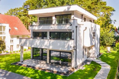 Moderne Villa im Bauhaus-Stil in Berlin-Konradshöhe - Exklusives Wohnen in fantastischer Lage!