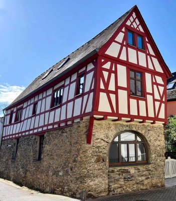 VON PRIVAT - Einzigartiges, kernsaniertes Fachwerkhaus nahe Rhein mit modernem Komfort