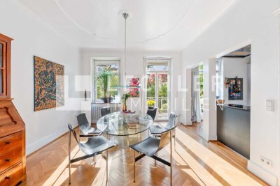 WOHNEN WIE IM EIGENEN HAUS - Maisonette in historischer Villa mit Panoramablick