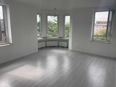 gepflegte 2 Zimmer Altbauwohnung