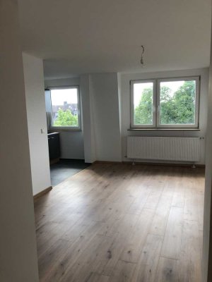 Kernsanierte, provisionsfreie 1,5Zi-Wohnung mit 5,4% Bruttomietrendite und Notarkosten geschenkt!