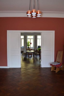 Stilvolle Altbauwohnung im Leutzscher Villenviertel mit Garten