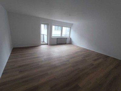 Helle 4-Zimmer-Wohnung - Ihr neues Zuhause in Duisburg Hochheide