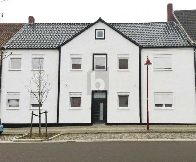 TOP RENOVIERT IN GEPFLEGTER ANLIEGERSTRAßE