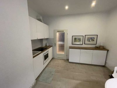 schöne und ruhige 1 Zimmerwohnung im Erdgeschoss in der Wilhelmstadt