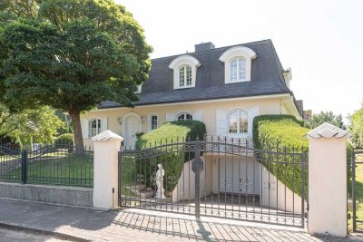 Wohnen an der Ostsee! Exklusives Wohlfühlhaus mit viel Platz und Tiefgarage - nur 400m zum Strand