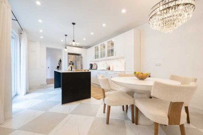 Kernsaniertes Einfamilienhaus mit Einliegerwohnung, Garten & Garage in ruhiger Lage