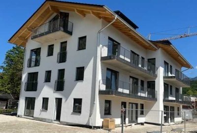 Erstbezug! Hochwertige 3 Zimmer Terrassenwohnung mit Garten, Kellerabteil und Tiefgaragenstellplatz!