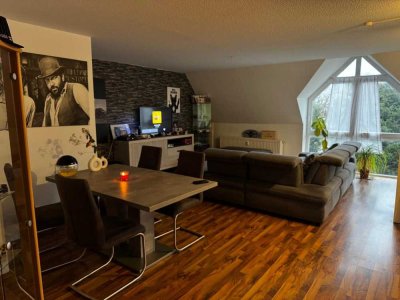 Schöne Wohnung im 1. OG Triftstrasse/Ecke Querallee