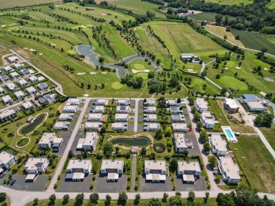Wohnen am Green. Leben mit Stil. - Urlaub, Wein &amp; Golf – Ihr Rückzugsort direkt am GC Sonnengolf