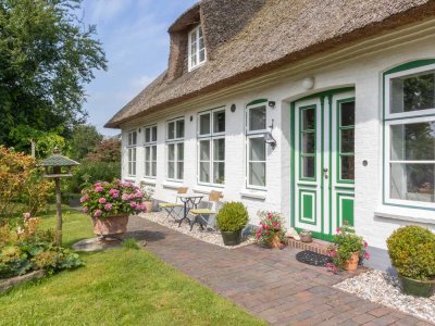 Landleben trifft Charakter                                                     Historisches Schul...