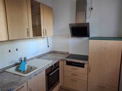 Barrierearme 2-Raum-Wohnung mit zwei Balkonen und Einbauküche