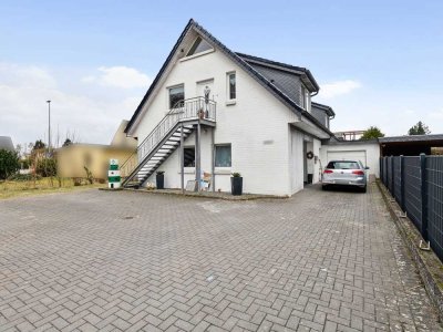 Großes Zweifamilienhaus für (Mehrgenerationen-)Wohnen und/oder Vermietung in Neumünster-Einfeld