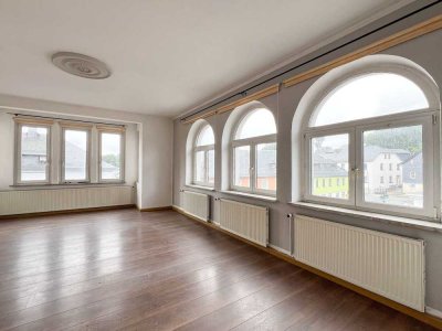 AKTION! 2 Monate Mietfrei - Helle 4 Raum Wohnung - Handwerkerwohnung in Lehesten