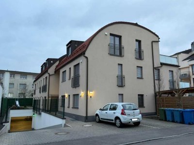 Neuwertige 2,5-Zimmer Wohnung mit Balkon im 1. OG in Ingolstadt-Nordwest