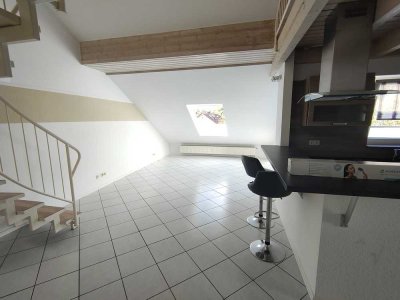 Exklusive 3-Zimmer-Maisonette Wohnung mit Terasse und EBK in Niefern