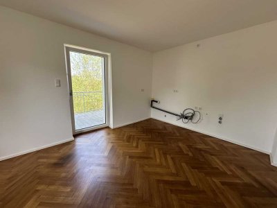 Großzügige 5 Zimmer Altbauwohnung in Energieeffizienzklasse A+ zu vermieten