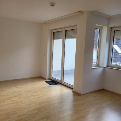 Helle 1-Zimmer-Wohnung mit Balkon und EBK in Schramberg