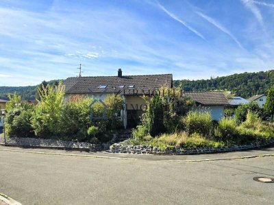 !! SELTENE GELEGENHEIT !!  Viel Platz und (fast) unbegrenzte Möglichkeiten in ruhiger Lage