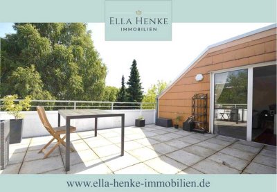 Moderne, sonnige Dachgeschoss-Wohnung mit riesiger Dachterrasse - wie ein Penthouse.