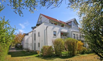 Helle, sehr gepflegte 3,5-Zi-Maisonette-Whg. mit großzügiger Dachterrasse in guter, ruhiger, naturna