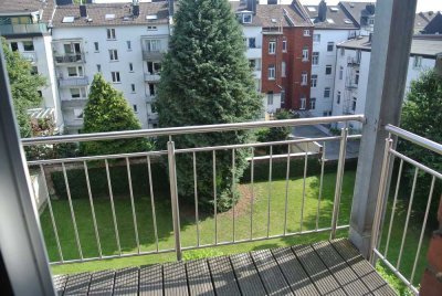 SEHR RUHIGE BALKONWOHNUNG mit Wohnküche
