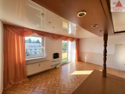 Teilmöblierte 3-Raum-Wohnung mit Einbauküche und Balkon