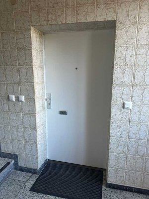 Helle schöne 3,5-Zimmer Wohnung mit Balkon im 1. OG in Mülheim Altstadt I