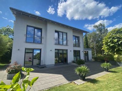 Freistehendes Einfamilienhaus Modern, Ruhig und Energieeffizient