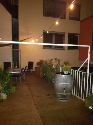 Schönes möbliertes Appartment mit Dachterrasse und EBK in Ingolstadt Altstadt Nähe THI/WFI