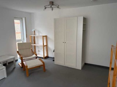 Helle,  möblierte 1-Zimmer Wohnung im 3. OG mit Aufzug in Karlsruhe Oststadt für 1 Jahr
