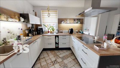 PROVISIONSFREI: Modernisiertes EFH in Bad Dürrenberg – 180 m² & Dachgeschoss mit Gestaltungsspielrau