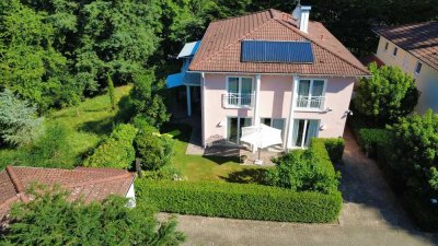 Charmantes Einfamilienhaus in ruhiger, sonniger Grünlage