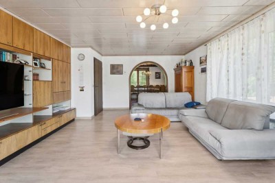 Ein Traum in der Natur: herrschaftliches Mehrfamilien-/Mehrgenerationenhaus im Benninger Ried!