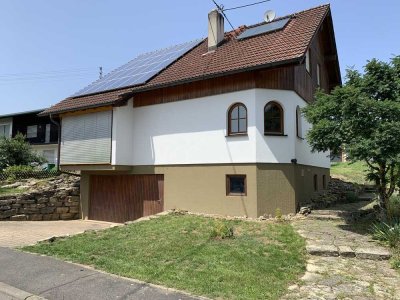 Charmantes EFH: 5 Zi., Wintergarten, Kachelofen, D.garage in Schlierstadt. Ihr neues Zuhause wartet!