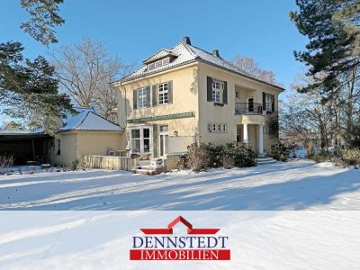 Historisches Herrenhaus mit Charakter und Perspektive