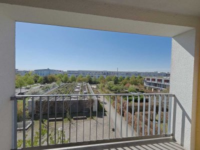 Lichtdurchflutete 4-Zimmer-Wohnung mit praktischem Grundriss & West-Balkon -  sofort verfügbar